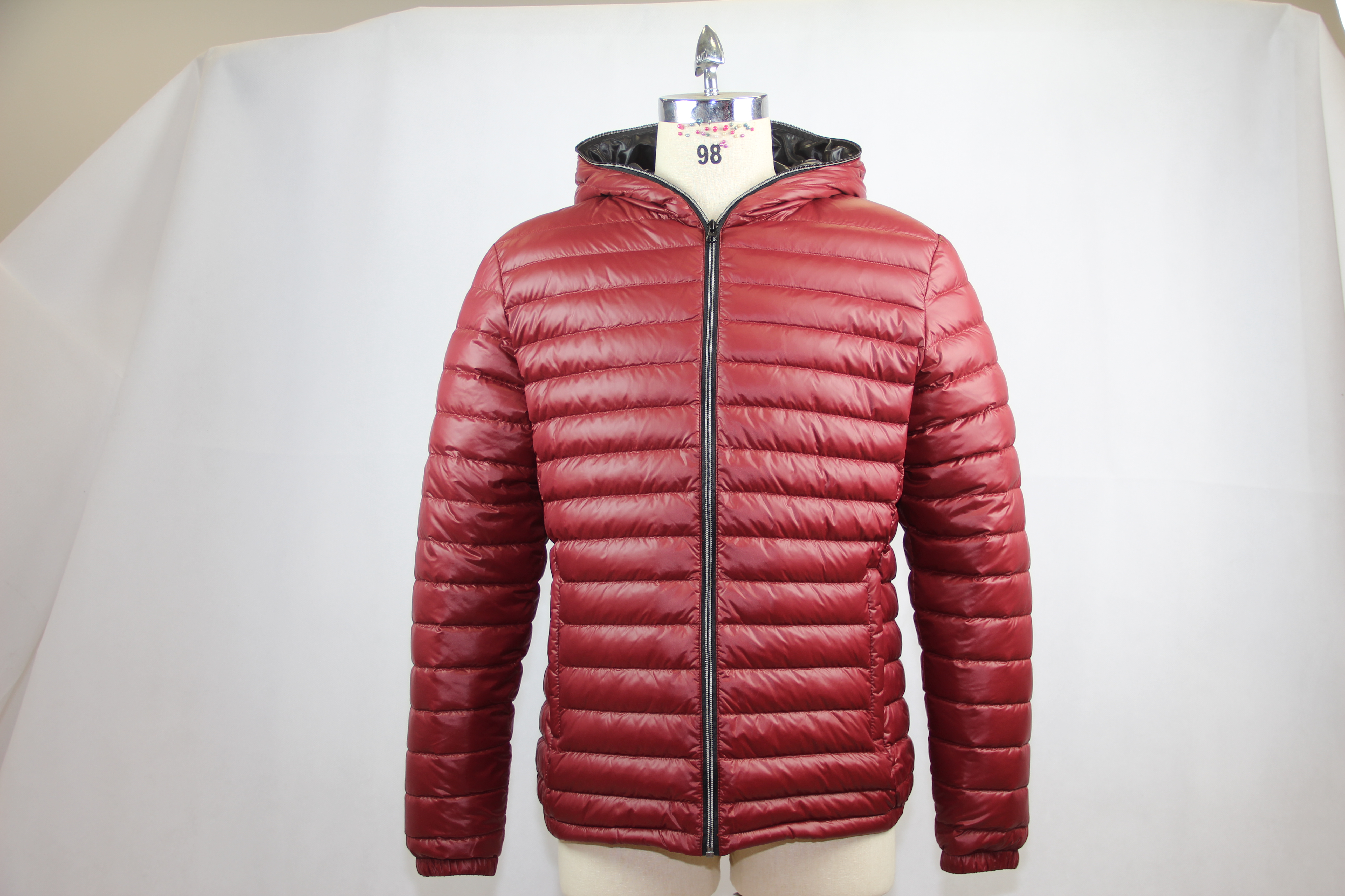 羽絨服定制推薦雅蘭仕-雅蘭仕很講信用